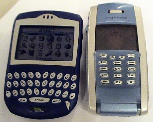 BlackBerry 7230 comparado con SonyEricsson P800